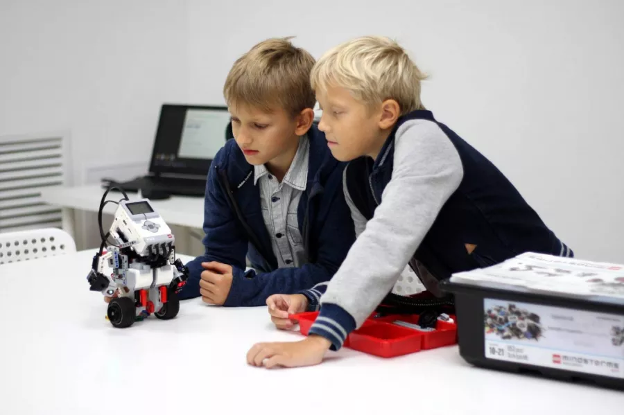 Клуб робототехники Fencing Robotics в Краснодаре: Дети, Робототехника, Досуг, Развлечение, Для души, Физика,