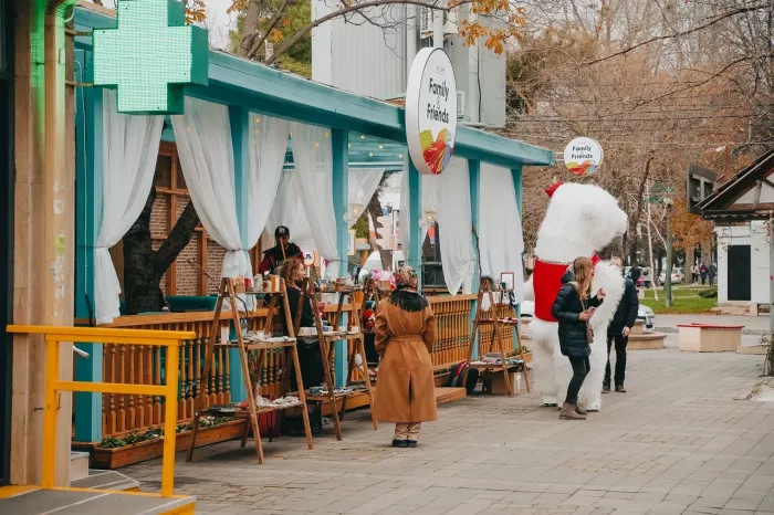 Арт-кафе "Family&Friends".