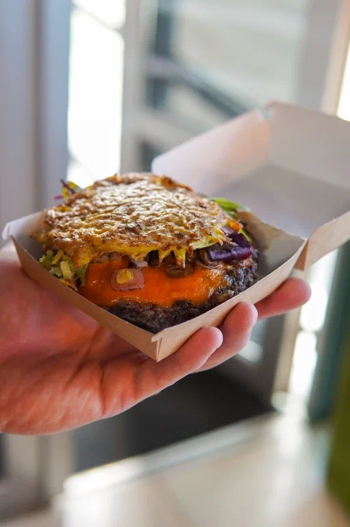 Кафе "Автор".