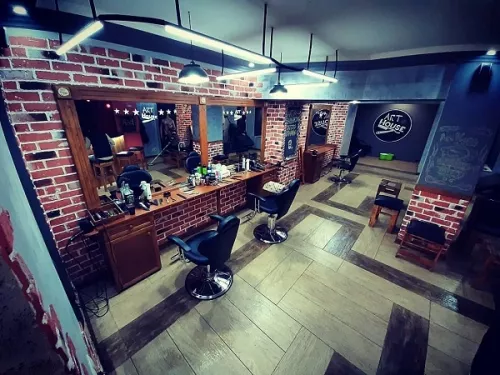 Барбершоп Art House  в  Гюмри