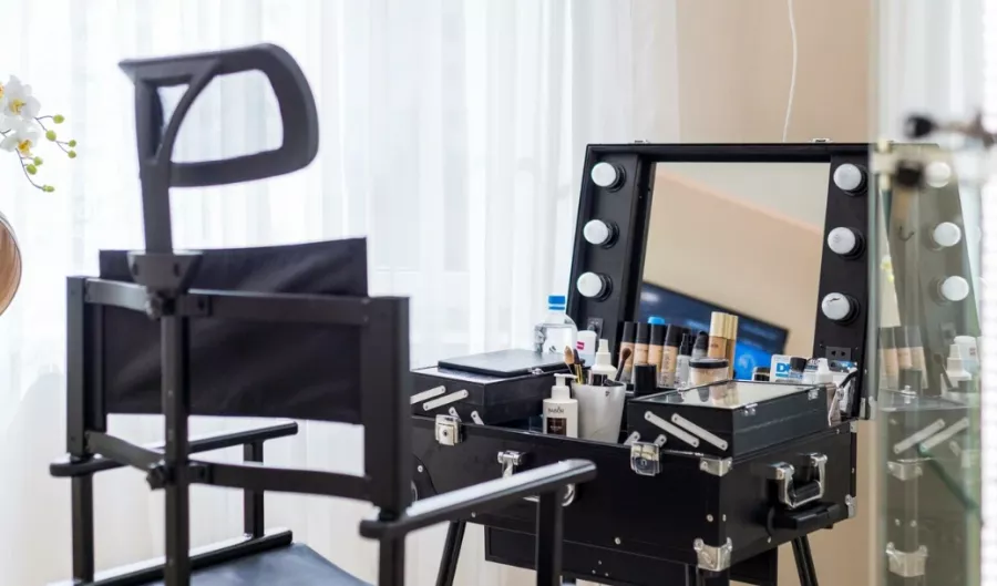Салон красоты Gee beauty в Москве: Стрижка, Косметология, Маникюр, SPA, Эпиляция,