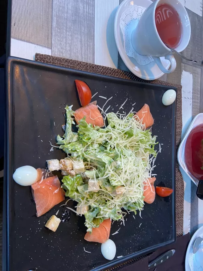 Кафе Grill House в Анапе: Еда, Бар, Проведение банкетов,