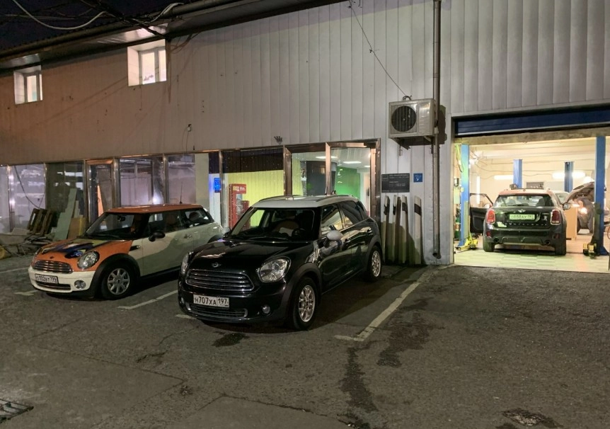 Ремонт ходовой части автомобиля Mini club service в Москве: Замена Колодок, Шиномонтаж, Автомойка, Развал-Схождение, Авто,