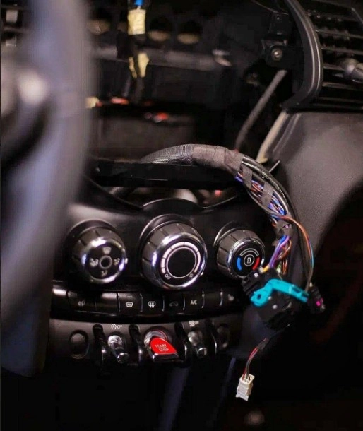 Ремонт ходовой части автомобиля Mini club service в Москве: Замена Колодок, Шиномонтаж, Автомойка, Развал-Схождение, Авто,