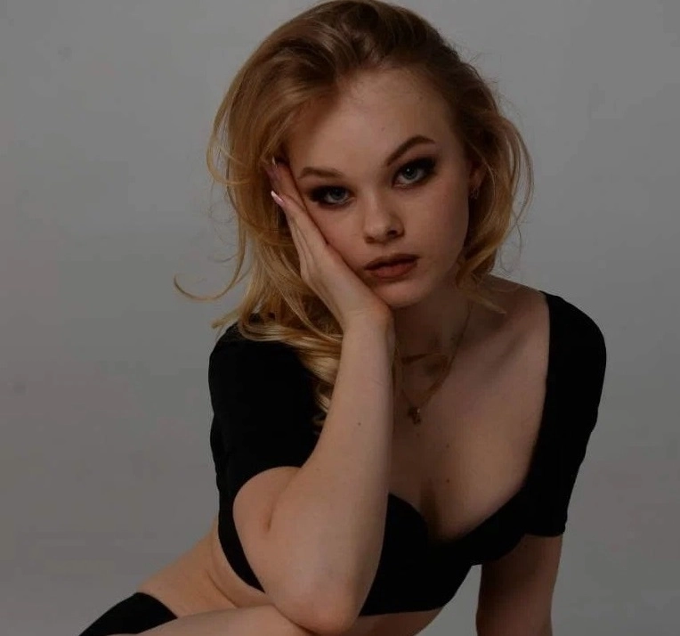 Модельное агентство Pro Model Group в Ростове-на-Дону: Фотосъемка, Видеосъемка, Показы мод, Изготовление рекламы , Школа моделей, Модель, Школа моделей , Модельное агентство ,