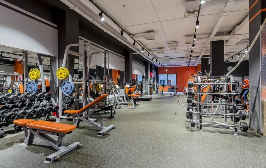 Центр спорта IceBox fitness в Москве: Разовые посещения, Аквааэробика, Аэробика, Боевые искусства, Йога, Кроссфит, Бассейн,