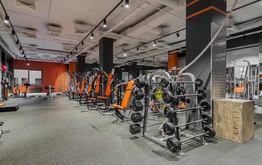 Центр спорта IceBox fitness в Москве: Разовые посещения, Аквааэробика, Аэробика, Боевые искусства, Йога, Кроссфит, Бассейн,