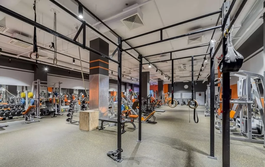 Центр спорта IceBox fitness в Москве: Разовые посещения, Аквааэробика, Аэробика, Боевые искусства, Йога, Кроссфит, Бассейн,