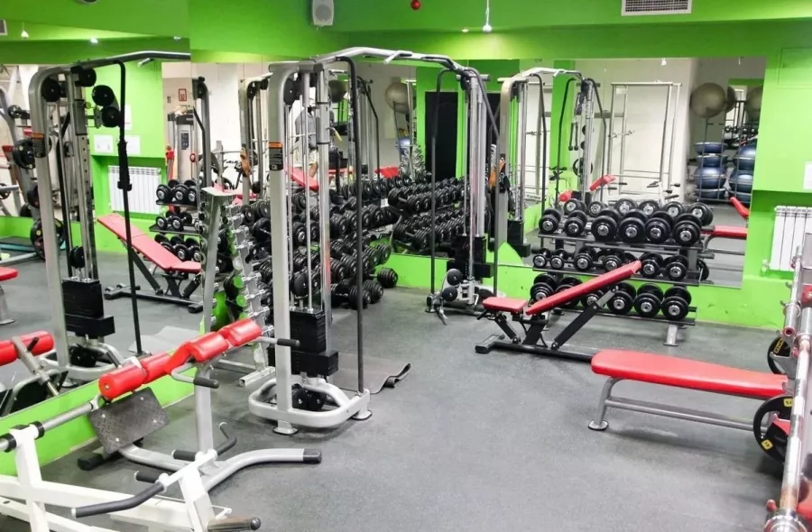 Фитнес-клуб PARK fit в Москве: Разовые посещения, Аэробика, Калланетика, Пилатес, Стретчинг, Танцы, Фитнес для детей, Фитнес для беременных, Персональный тренер, Шейпинг, Массаж, Сауна,