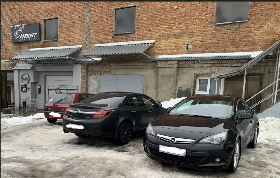 Автотехцентр MADCAT customs в Москве: Тюнинг, Авторемонт, Замена масла, Тюнинг двигателя, Установка ксенона, Аппаратная,