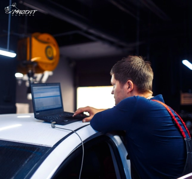 Автотехцентр MADCAT customs в Москве: Тюнинг, Авторемонт, Замена масла, Тюнинг двигателя, Установка ксенона, Аппаратная,