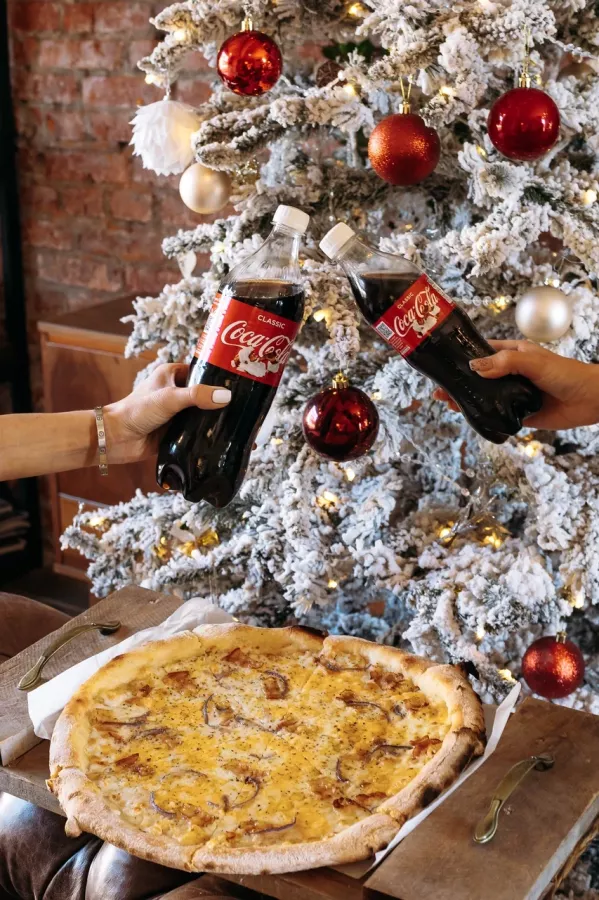 Пиццерия Sole Pizza в Анапе: Кавказская кухня, Итальянская кухня, Детский уголок, Аниматоры, Детское меню, Настольные игры, Европейская кухня,