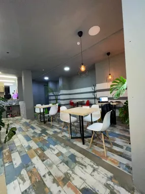Пиццерия "Sole Pizza".