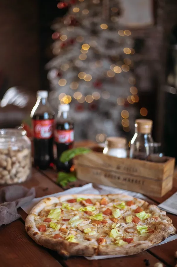 Пиццерия Sole Pizza в Анапе: Кавказская кухня, Итальянская кухня, Детский уголок, Аниматоры, Детское меню, Настольные игры, Европейская кухня,