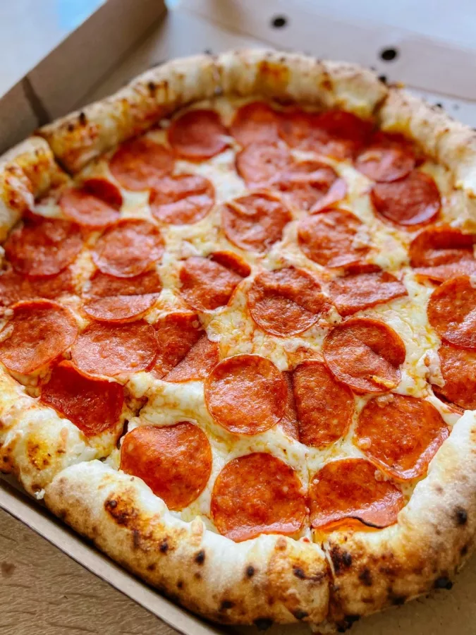Пиццерия Sole Pizza в Анапе: Кавказская кухня, Итальянская кухня, Детский уголок, Аниматоры, Детское меню, Настольные игры, Европейская кухня,