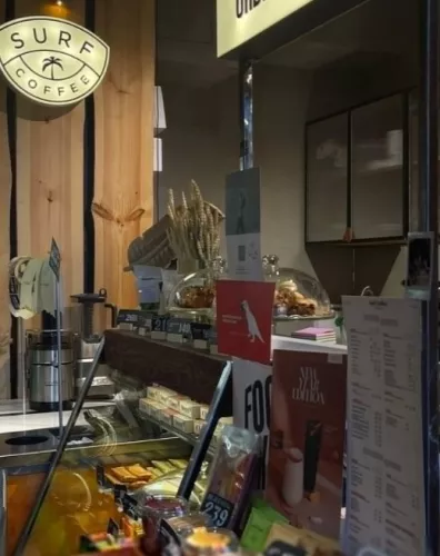 Кофейня Surf Coffee x Pi  в  Москве