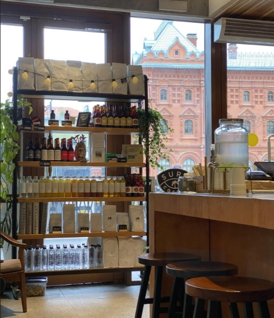 Кофейня Surf Coffee x Pi в Москве: Вкусно, Детское меню, Заказ навынос, Завтрак, Еда,
