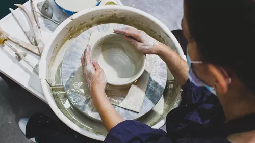 Гончарная студия Yadawei Ceramics Studio в Дубаи