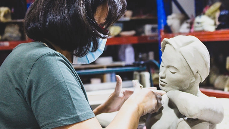 Гончарная студия Yadawei Ceramics Studio в Дубаи: Обжиг глины , Керамика , Мастер класс , Ручная работа , Искусство , Гончарное дело ,