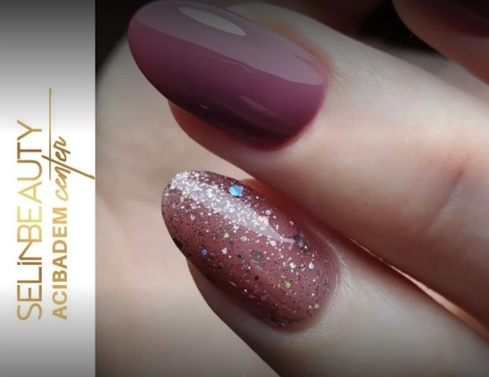Салон красоты Selin Beauty Center Acıbadem в Стамбуле: Маникюр, Татуаж, Макияж, Косметолог, Укладка, Красота,