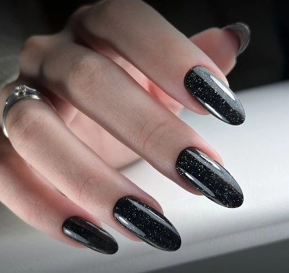 Салон красоты V2 Nail & Beauty Studio в Стамбуле