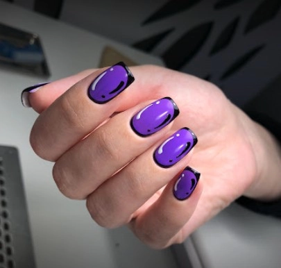 Салон красоты V2 Nail & Beauty Studio в Стамбуле: Маникюр , Педикюр, Стрижка, Окрашивание волос, Прически,
