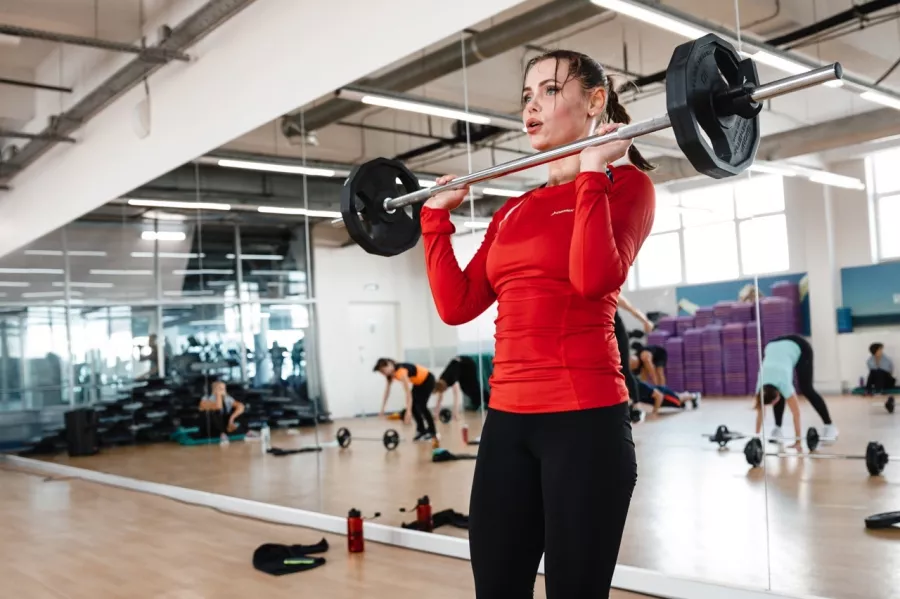 Фитнес-клуб Alex Fitness в Краснодаре: Бодифлекс, Настольный теннис, Кроссфит, Аэробика, Стретчинг, Йога, Боевые искусства, Пилатес,