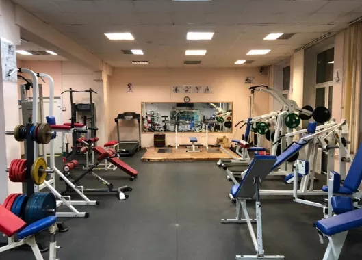 Тренажёрный зал "Matveev-Gym".