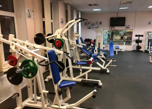 Тренажёрный зал "Matveev-Gym".