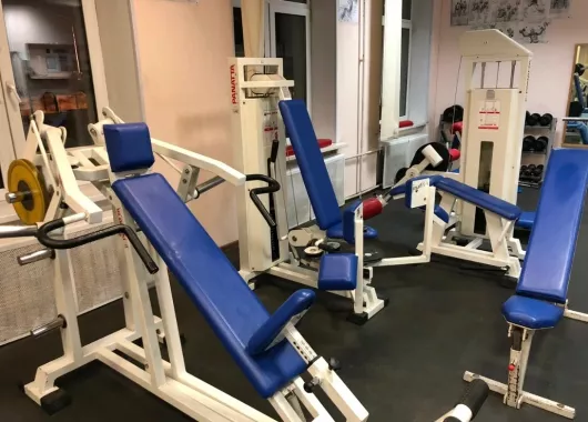 Тренажёрный зал "Matveev-Gym".