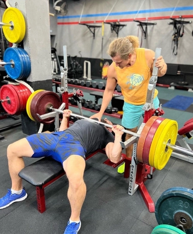 Фитнес-клуб Start Fitness в Москве: Разовые посещения, Калланетика, Кроссфит, Женский зал, Стретчинг, Фитнес для детей, Персональный тренер, Фитнес бар,