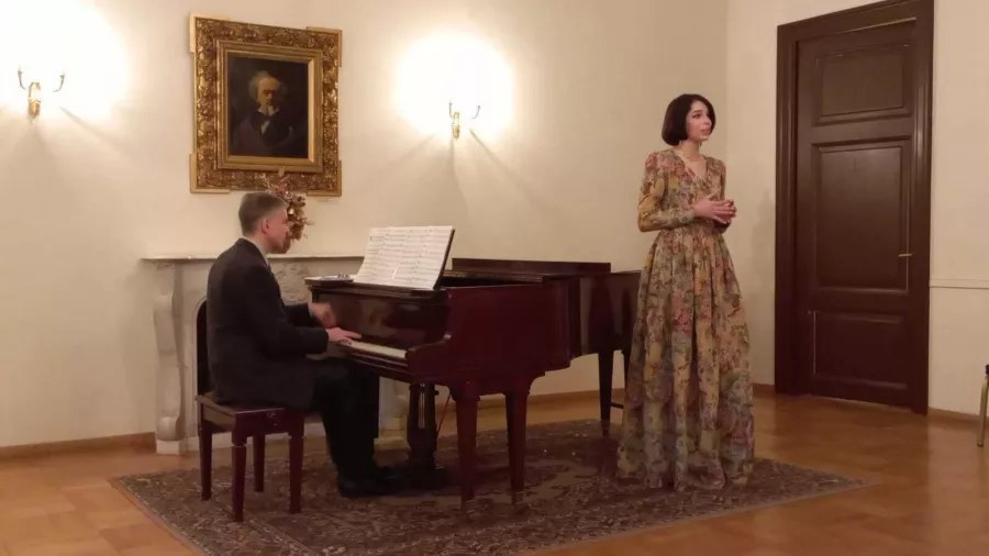 Санкт-Петербургская детская школа искусств имени М. Л. Ростроповича в Санкт-Петербурге: Музыкальное образование, Музыкальная школа , Обучение музыке, Дополнительное образование , Игра на скрипке,
