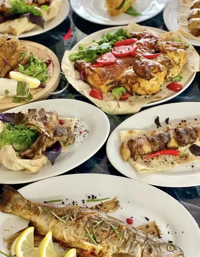 Кафе Печь мангал в Сочи: Круглосуточное кафе, Домашняя еда, Морепродукты, Шашлык , Блюда на мангале,