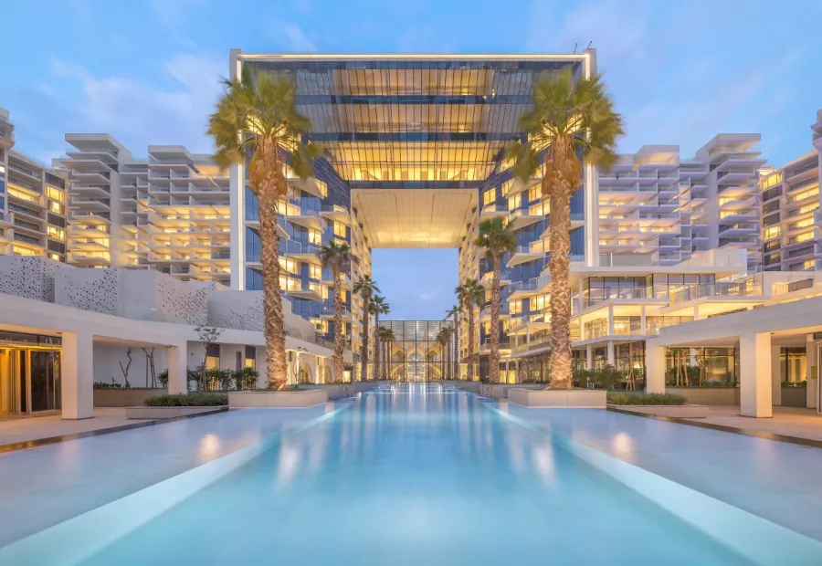 Отель Five Palm Jumeirah Dubai5* в Дубаи: Пятизвездочный отель, Отель на берегу , Гламурный отель , Бассейн , Спа , Конференц-зал, Детская комната,
