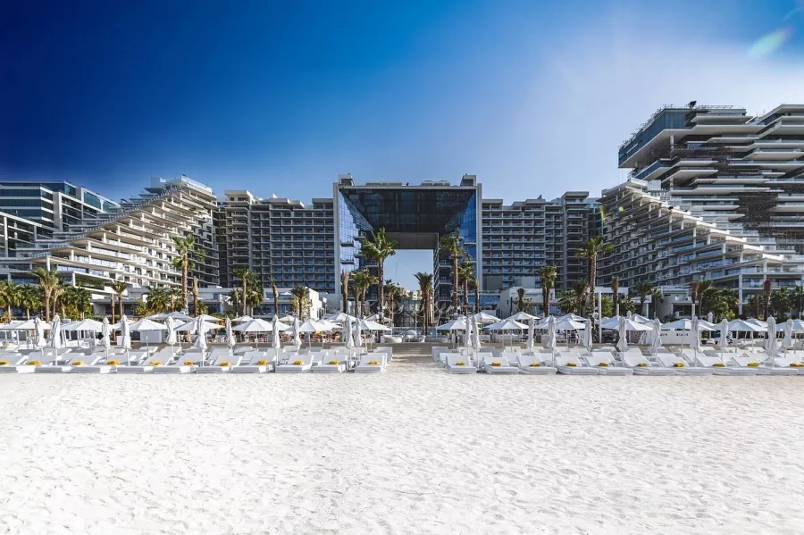 Отель Five Palm Jumeirah Dubai5* в Дубаи: Пятизвездочный отель, Отель на берегу , Гламурный отель , Бассейн , Спа , Конференц-зал, Детская комната,