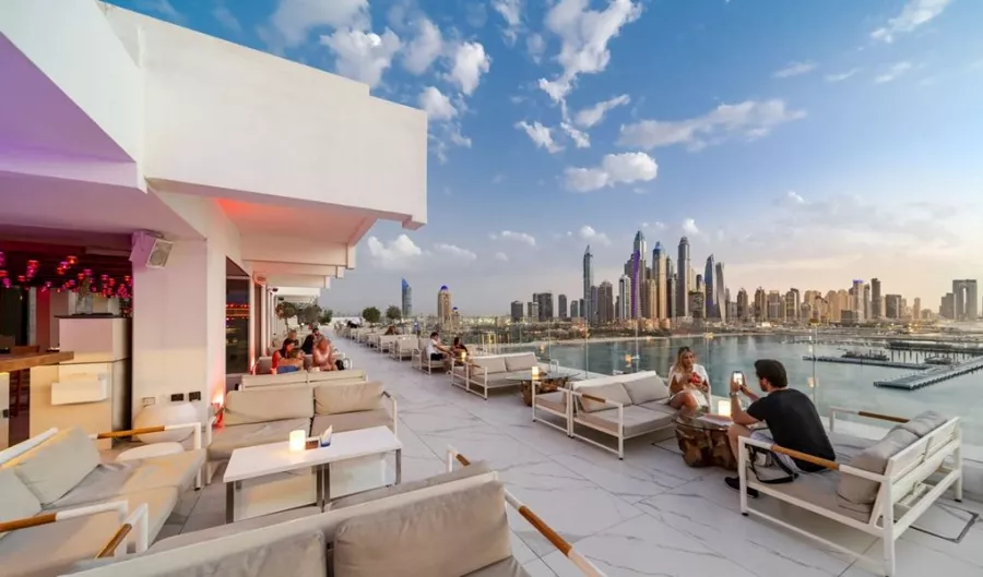Отель Five Palm Jumeirah Dubai5* в Дубаи: Пятизвездочный отель, Отель на берегу , Гламурный отель , Бассейн , Спа , Конференц-зал, Детская комната,