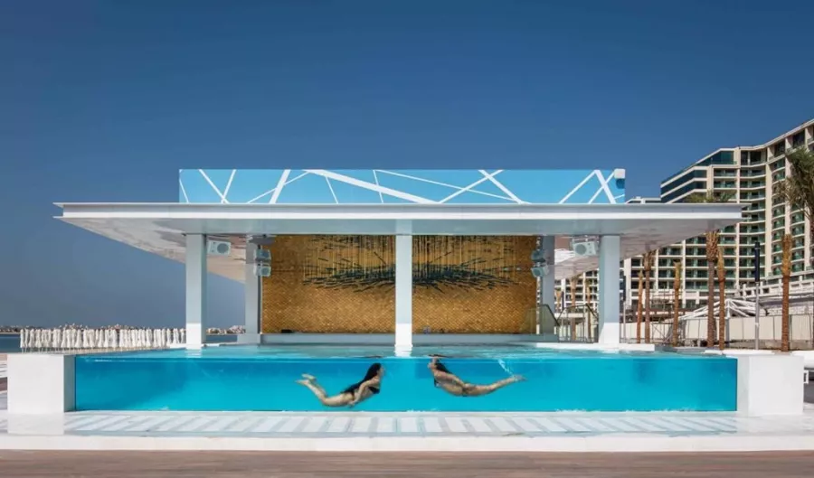 Отель Five Palm Jumeirah Dubai5* в Дубаи: Пятизвездочный отель, Отель на берегу , Гламурный отель , Бассейн , Спа , Конференц-зал, Детская комната,