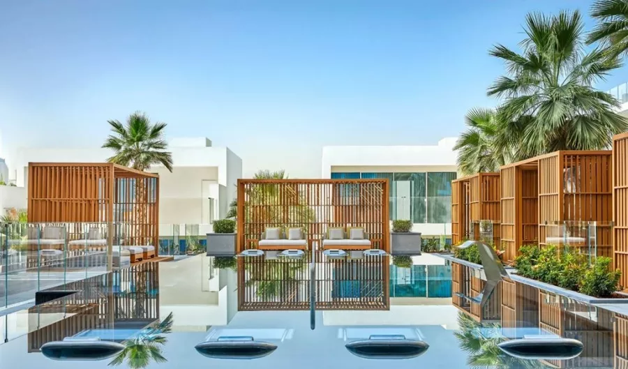 Отель Five Palm Jumeirah Dubai5* в Дубаи: Пятизвездочный отель, Отель на берегу , Гламурный отель , Бассейн , Спа , Конференц-зал, Детская комната,