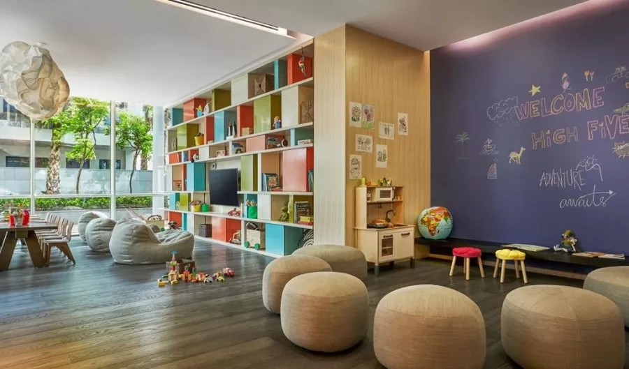 Отель Five Palm Jumeirah Dubai5* в Дубаи: Пятизвездочный отель, Отель на берегу , Гламурный отель , Бассейн , Спа , Конференц-зал, Детская комната,