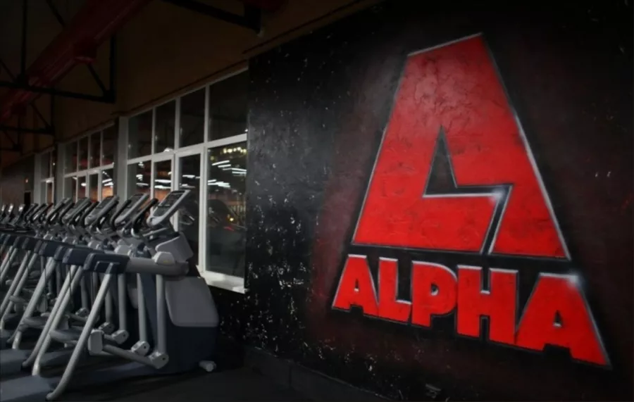 Фитнес-клуб ALPHA в Краснодаре: Кроссфит, Фитнес бар, TRX тренировки, Персональный тренер, Боевые искусства,