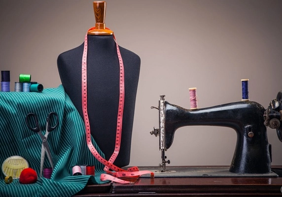 Швейное ателье YurMari Art fashion в Гюмри: Портной, Пошив одежды, Костюм на заказ, Униформа,