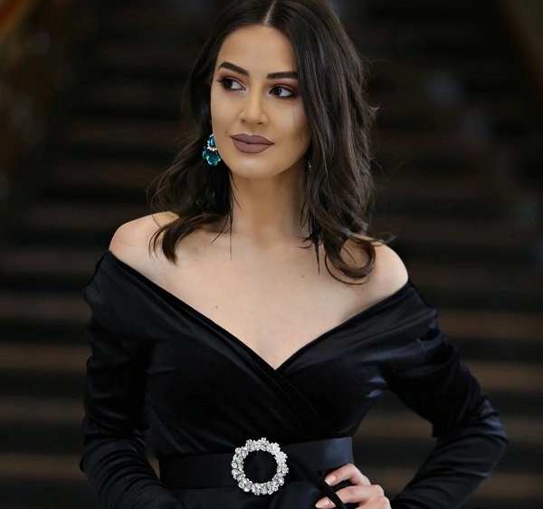 Пошив женской одежды AneS Fashion в Гюмри: Пошив одежды, Костюм на заказ, Реставрация одежды, Ателье,