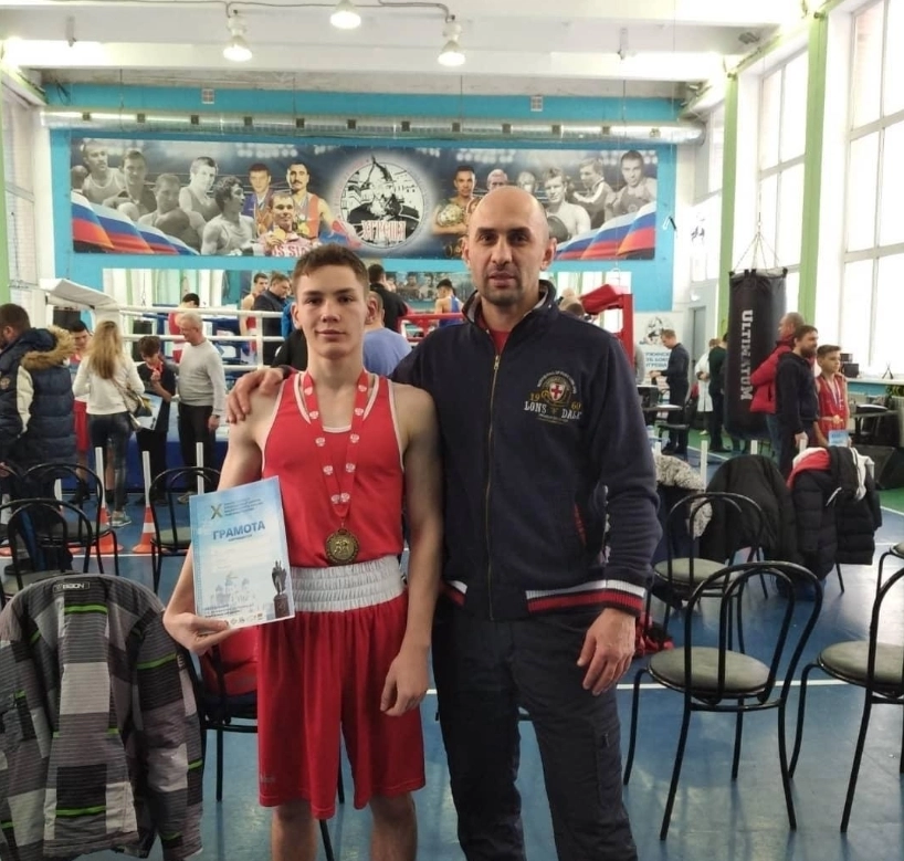 Спортивная секция Fighter в Москве: Сауна, Бокс,