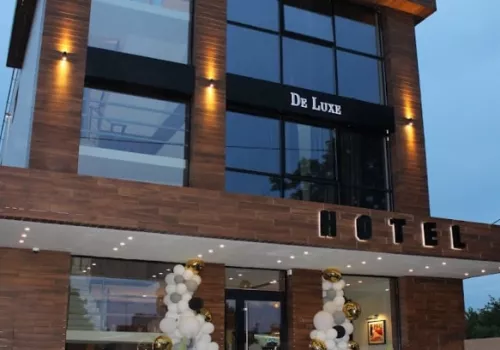 Отель Hollywood De Luxe  в  Краснодаре