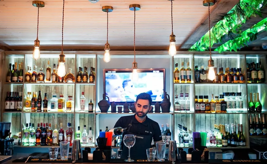 Ресторан Бородашвили старший в Краснодаре: Еда, Европейская кухня, Грузинская кухня, Живая музыка, Армянская кухня, Заказ навынос,