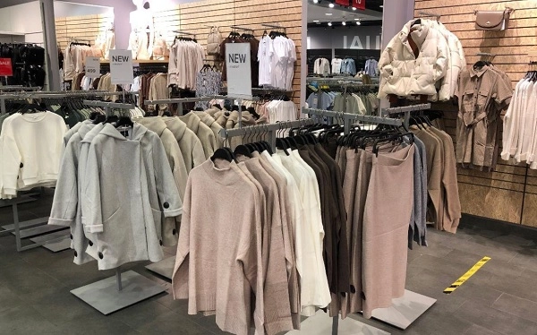 Магазин одежды в Нижнем Новгороде O'STIN в Нижнем Новгороде: Бутик, Одежда , Магазин, Мода,