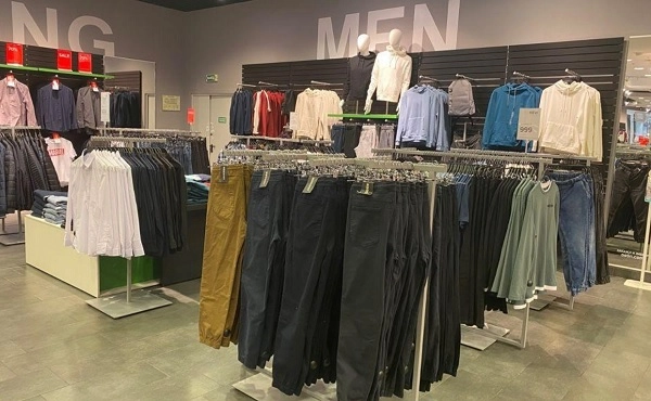 Магазин одежды в Нижнем Новгороде O'STIN в Нижнем Новгороде: Бутик, Одежда , Магазин, Мода,