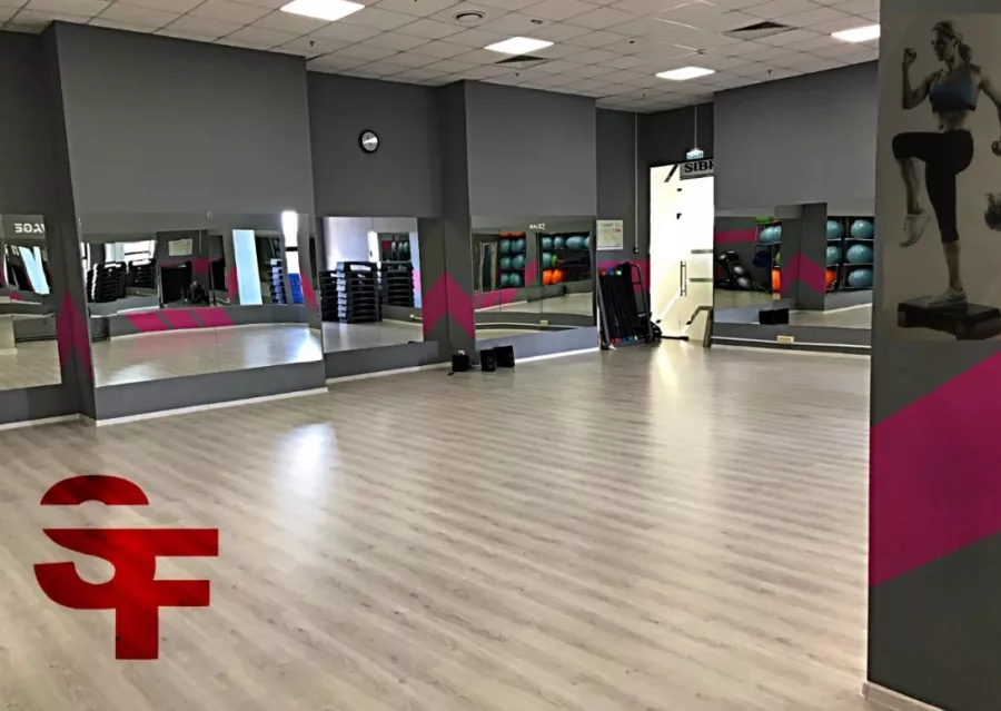 Фитнес-клуб Savage Fitness в Москве: Разовые посещения, Аэробика, Боевые искусства, Йога, Кроссфит, Женский зал,