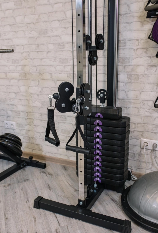 Фитнес-клубы Fitness Light в Москве: Разовые посещения, Кроссфит, Стретчинг, Фитнес для беременных, Персональный тренер, TRX тренировки,