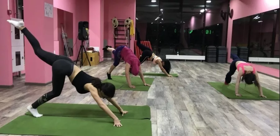 Тренажёрный зал SUN GYM big power в Москве: Боевые искусства, Кроссфит, Женский зал, TRX тренировки, Массаж, Сауна, Солярий, Тренер, Спорт,